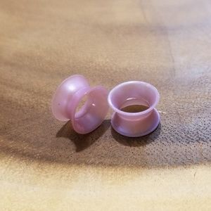 00g iridescent lavender tunnels